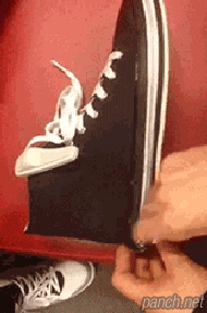 슬리퍼 겸용 운동화.gif