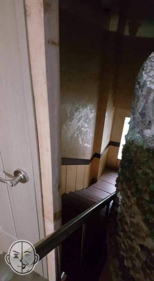 저 보다 더 특이한 곳 에 사는 분?