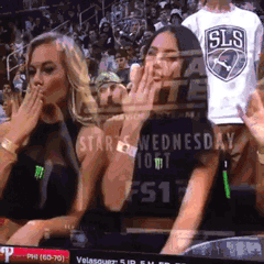 카메라맨의 취향~.gif