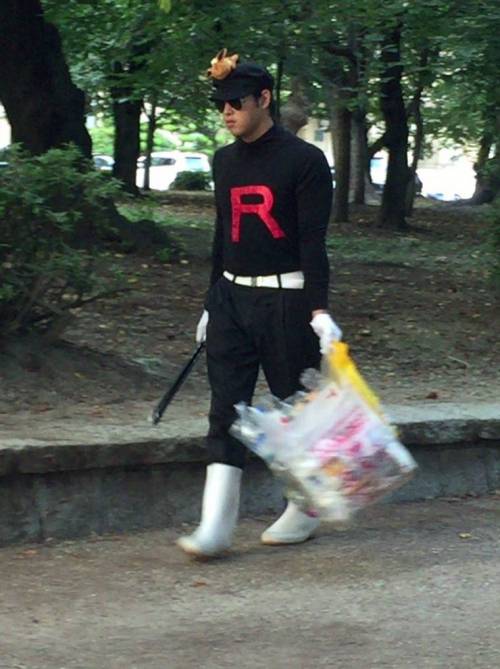 열도 포켓몬GO 성지에 나타난 로켓단 .jpg