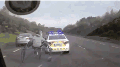 뜻밖의 벤허.gif