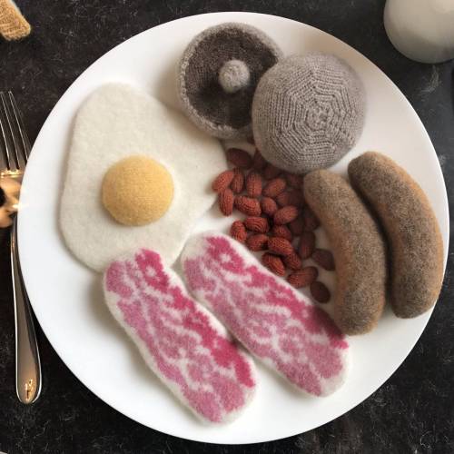 화려한 양털작품.jpg