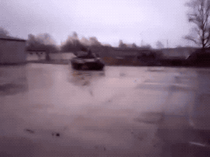 탱크의 드리프트.gif