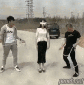 눈 가리고 줄넘기.gif