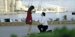 프로포즈 중..gif