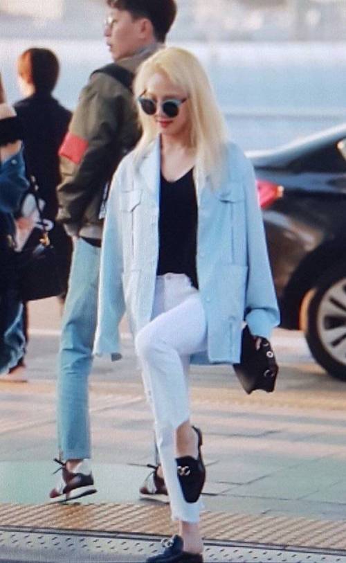 안녕 난 소녀시대고 이건 협찬이야.jpg