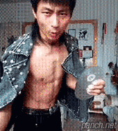 대륙의 차력.gif