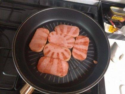 뜻 밖의 매국노.jpg