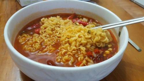불지옥산 용암라면.jpg