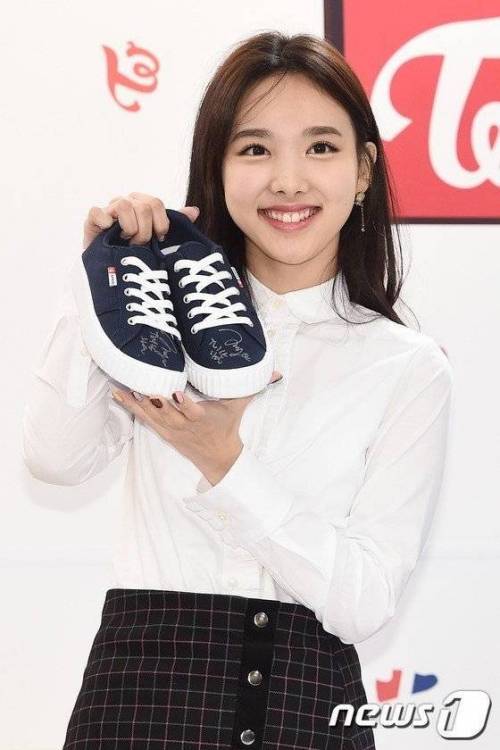주옥 같은 아이돌 팬아트.jpg