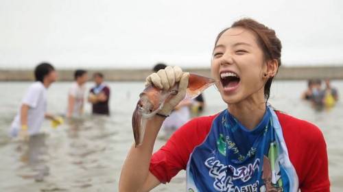 박수진하고 사진 찍음.jpg
