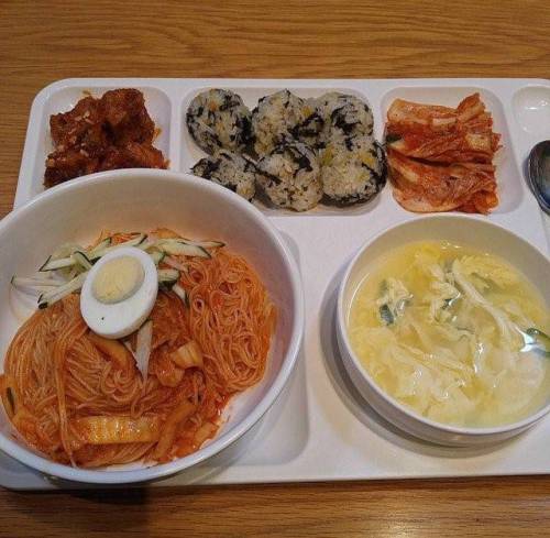 YG 엔터 구내식당밥