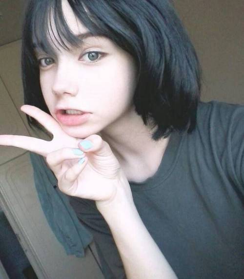 혜리 닮은 서양인.jpg