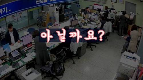 손과 발이 불편한 할아버지를 위한 미니사진관