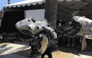 역대급 지리는 코스프레.gif