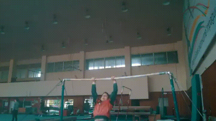 10점 만점짜리 체조 철봉 신기술.gif