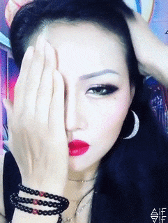메이크업의 달인.gif