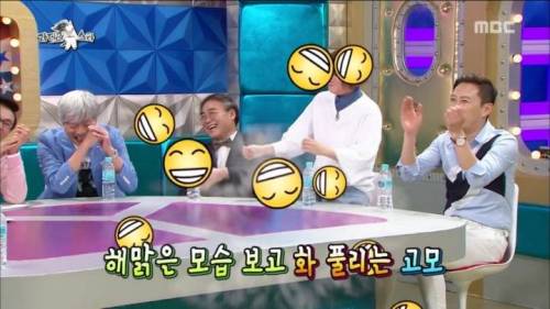 취업 준비만 42년째 하고 있다는 김신영 고모부.jpg