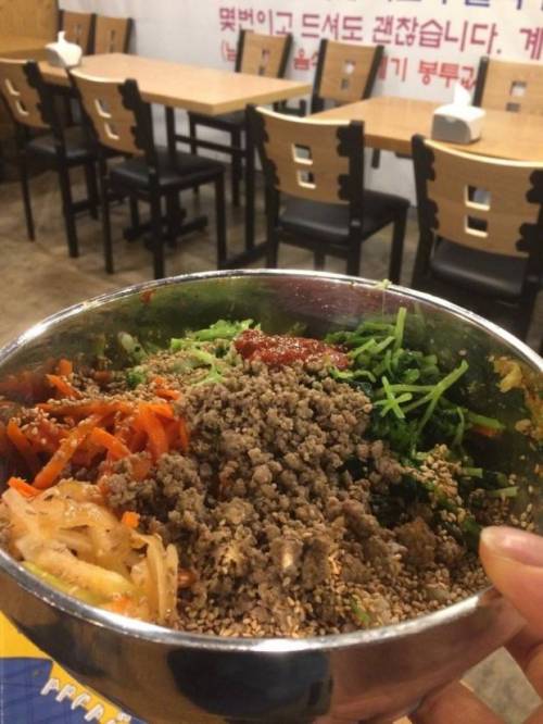 홍대 5000원...비빔밥 무한리필..jpg