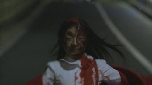 [공포] 공중전화 박스의 여자.jpg
