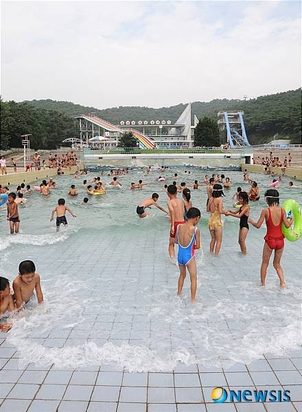 [스압] 북한 최고급 유원지.jpg