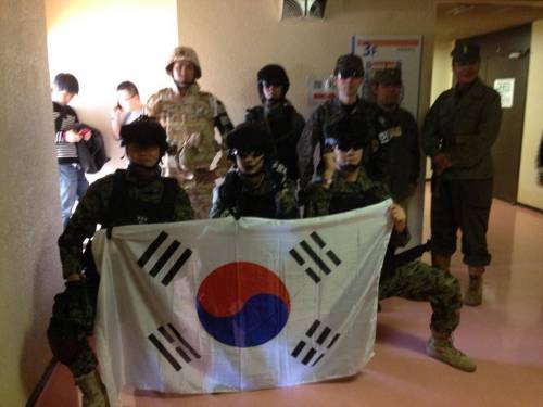 열도 밀리터리 매니아들의 한국군 코스프레.jpg
