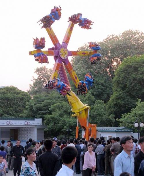 [스압] 북한 최고급 유원지.jpg