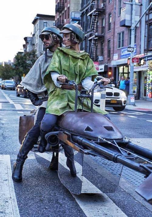 할로윈 도로 바이크 .swf