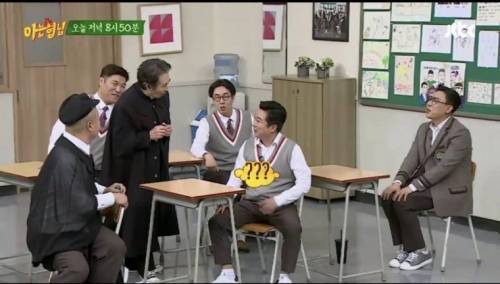 낯이 몹시 익은데??.jpg
