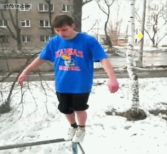 공중에서 두바퀴..gif