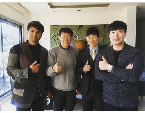 직관중인 배성재.jpg