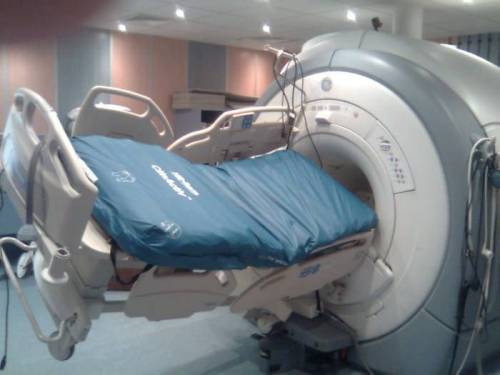 MRI 자석이 얼마나 강력한지 궁금했다.jpg