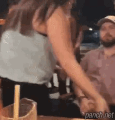 부부싸움 2시간째.gif