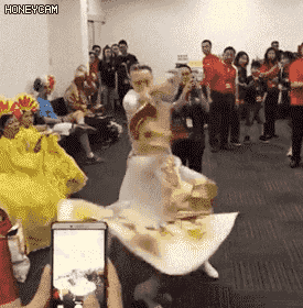 도대체 몇 바퀴를....gif