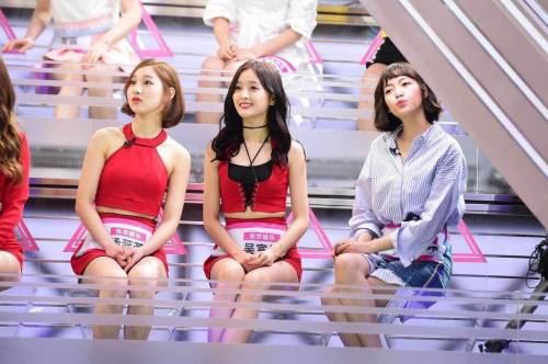 중국에서 판권 사간 프로듀스101 녹화 현장...JPG