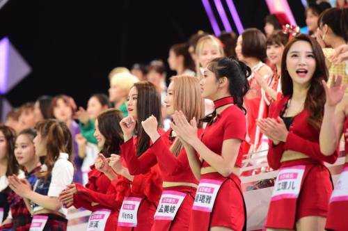 중국에서 판권 사간 프로듀스101 녹화 현장...JPG