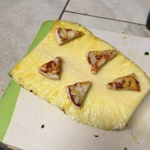 호불호갈리는 파인애플 피자.jpg