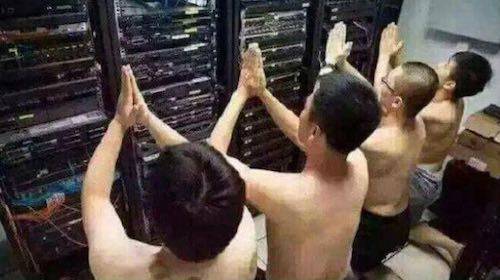 온라인 게임 서버 반영하는 날.jpg