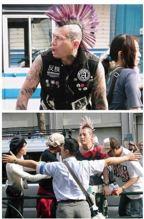 일본의 반 혐한 시위대 비주얼.jpg
