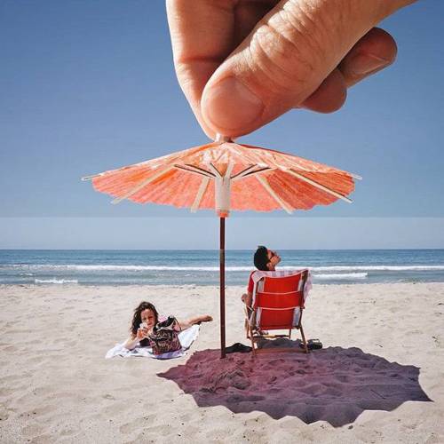 기발한 두컷 합성 사진.jpg