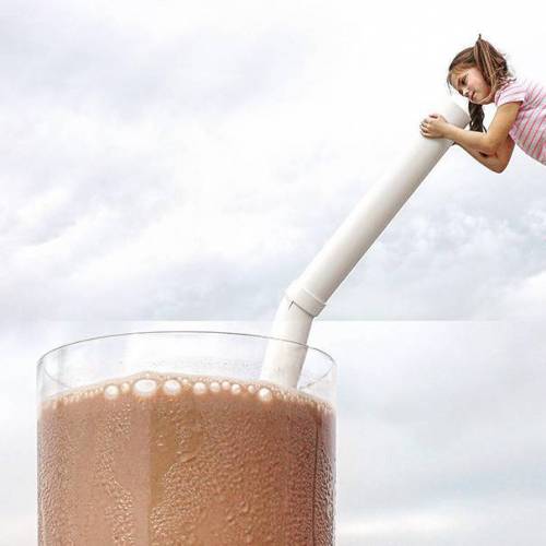 기발한 두컷 합성 사진.jpg