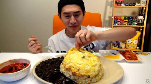 자꾸 썸네일로 사기치는 유튜버.jpg