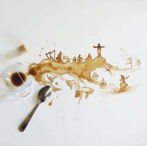 커피로 그린 그림
