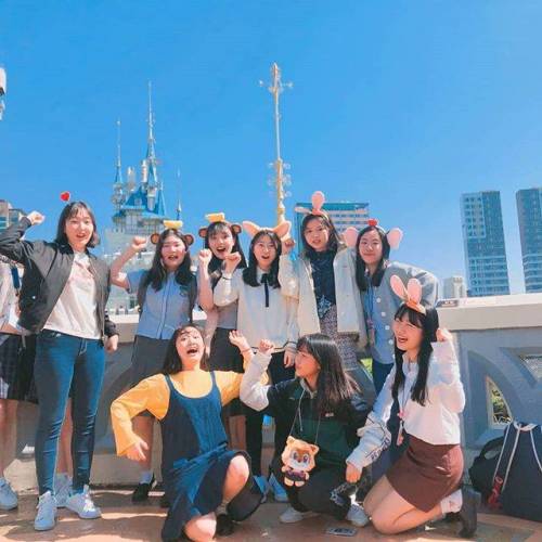 인싸들의 사진 포즈.jpg