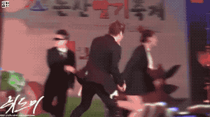 휘성이 가수 접고 은퇴하려고 했던 이유.gif