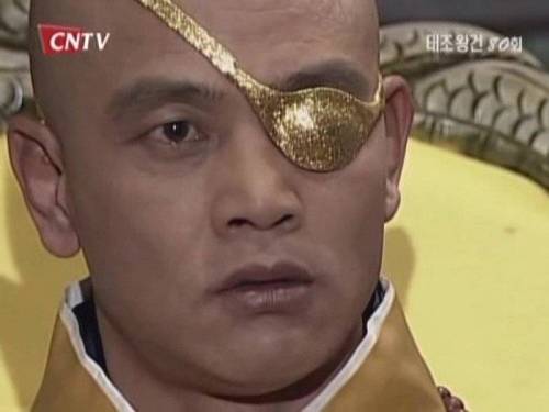 사진을 일러스트로 바꿔주는 어플.jpg