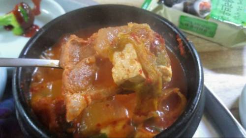 부산 7000원짜리 김치찌개 백반.jpg