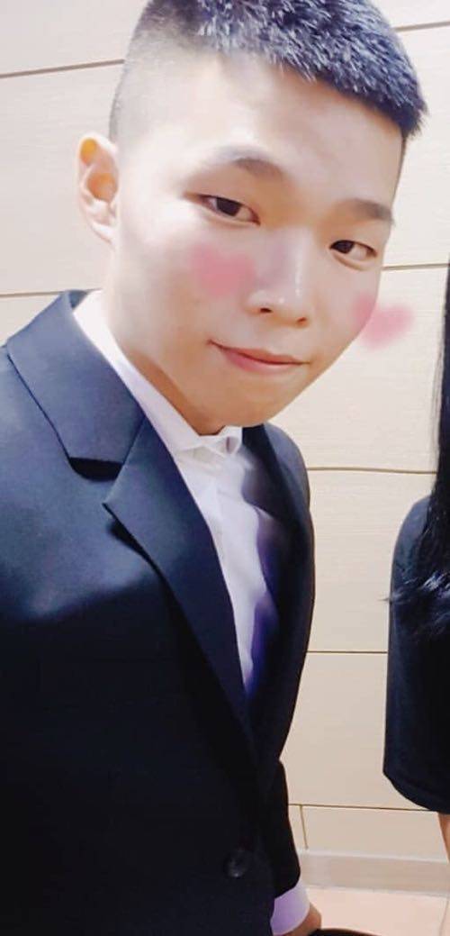악뮤 이찬혁 최근사진.jpg
