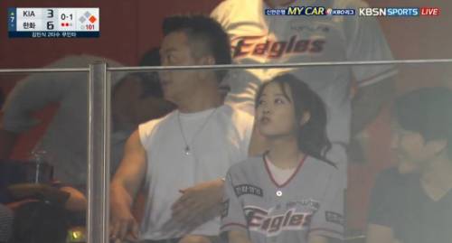 원근법 개무시하는 박보영.jpg