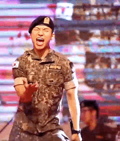 빅뱅 대성 근황.gif